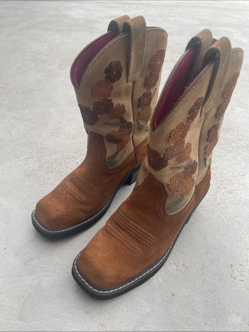 Ariat Women’s Floral Suede Western Cowboy Boots Brown Tan Size 8 - Picture 2 of 8